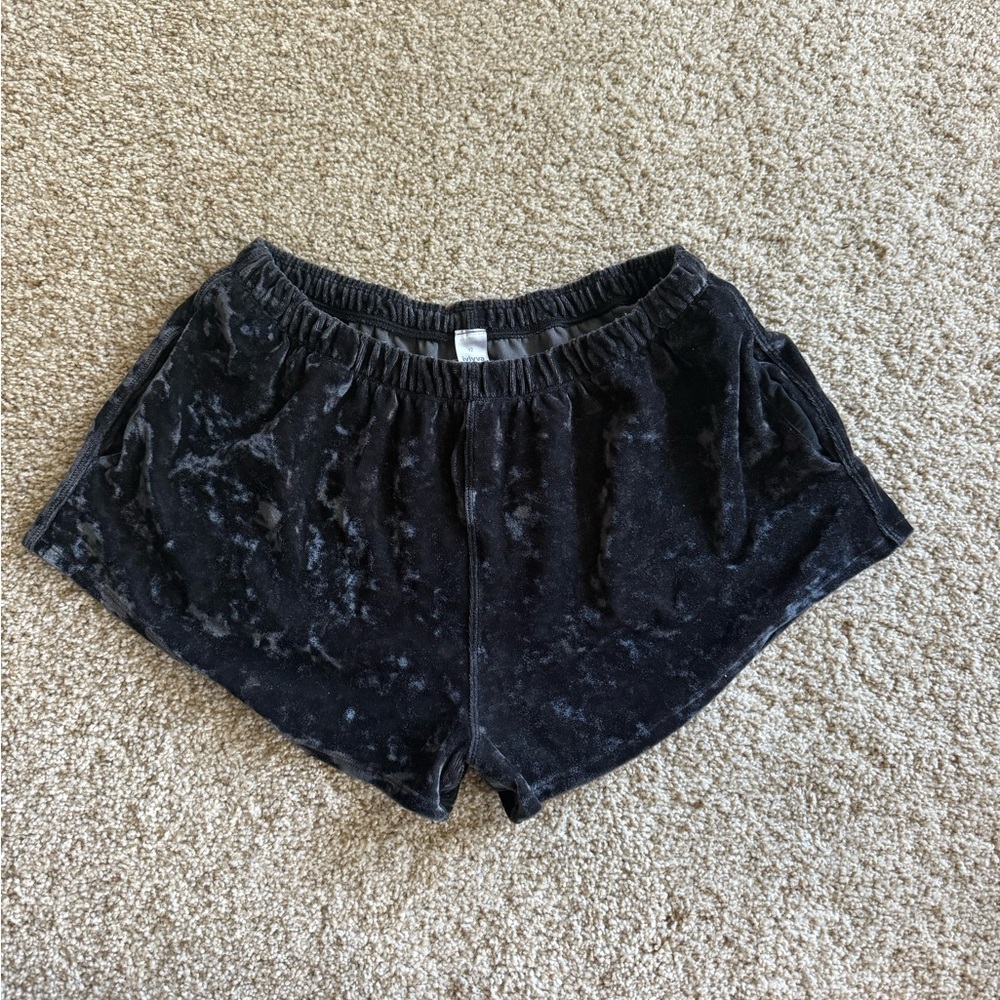 Lululemon Athletica Black Athletic Shorts